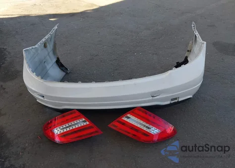 2013 Mercedes-Benz C 250 Sport from USA, damaged, VIN WDDGF4HB3DR272141